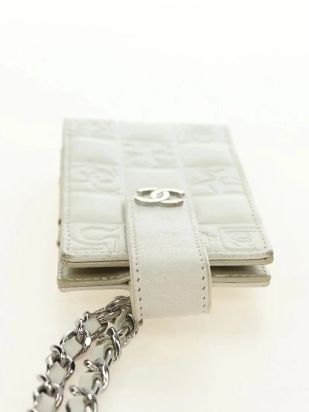 CHANEL icon Chain Shoulder Pouch Lamb Skin White Silver CC Auth 184233A